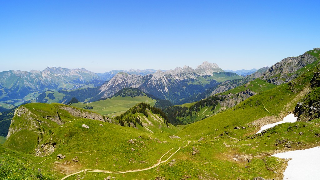 Village Camps International Summer Camp Leysin, Switzerland 2026-08-15 https://www.villagecamps.com/journals_admin/images/1596-2046-2 (48).jpg